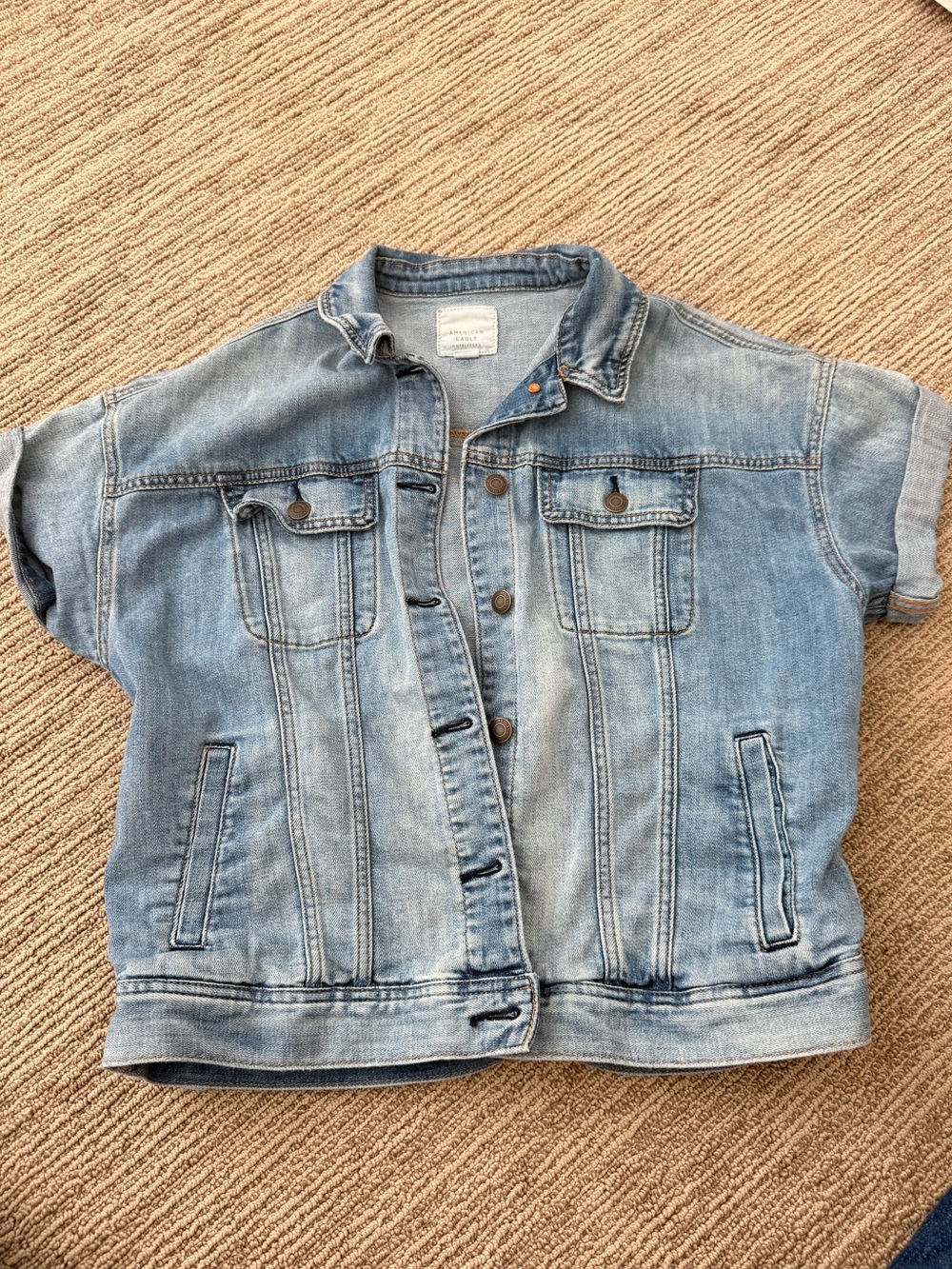 American Eagle Outfitters Light Wash Denim Jacket for Kids - Light Blue